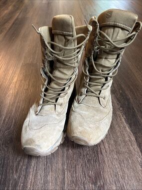 Tactical Desert Boots - Tan Suede Lace-Up